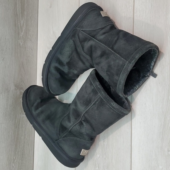 Ugg Australia Women Comfort 1889 Black Leather Sheepskin Boots shoes sz 8 - Picture 10 of 14